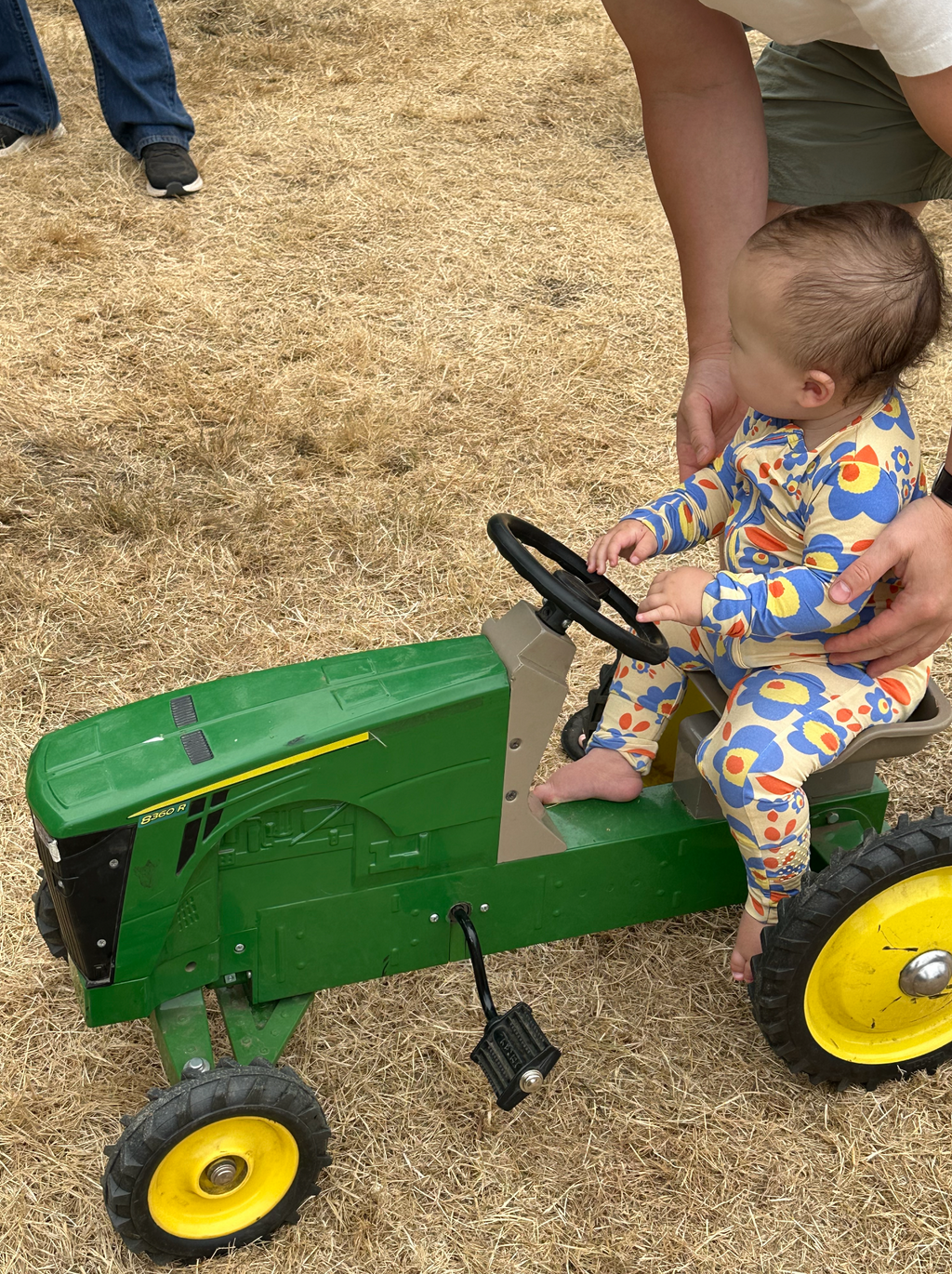 Sunny Blooms Premium Bamboo Long Sleeve Zip Up Onesie with Hand and Foot Covers